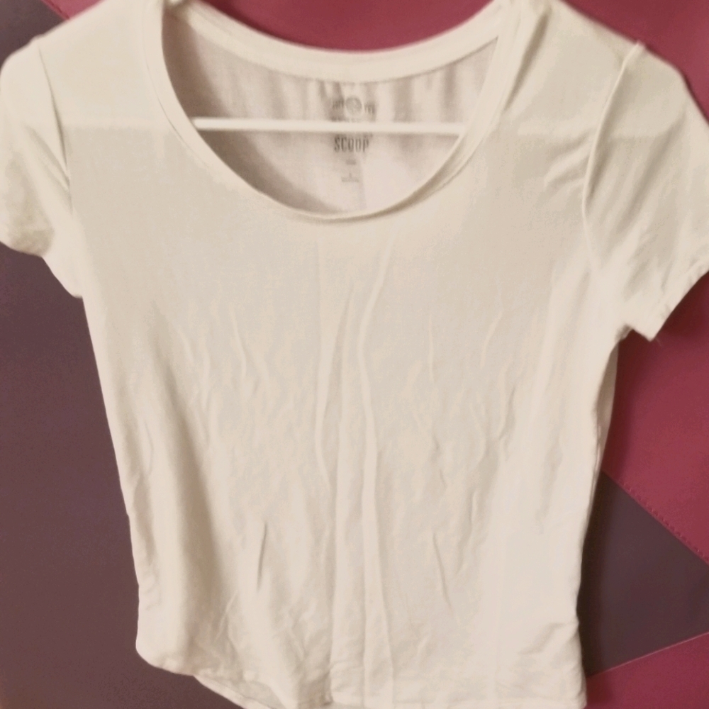 White scoop neck t-shirt